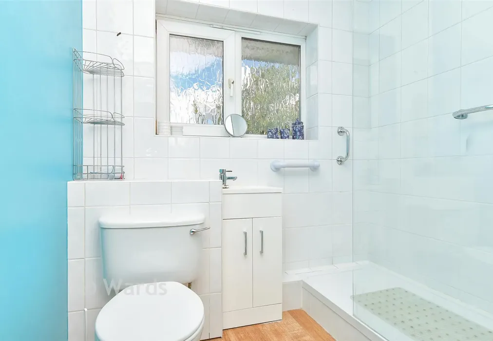 Shower Room - Ladds Way, Swanley, Kent - Wards of Kent