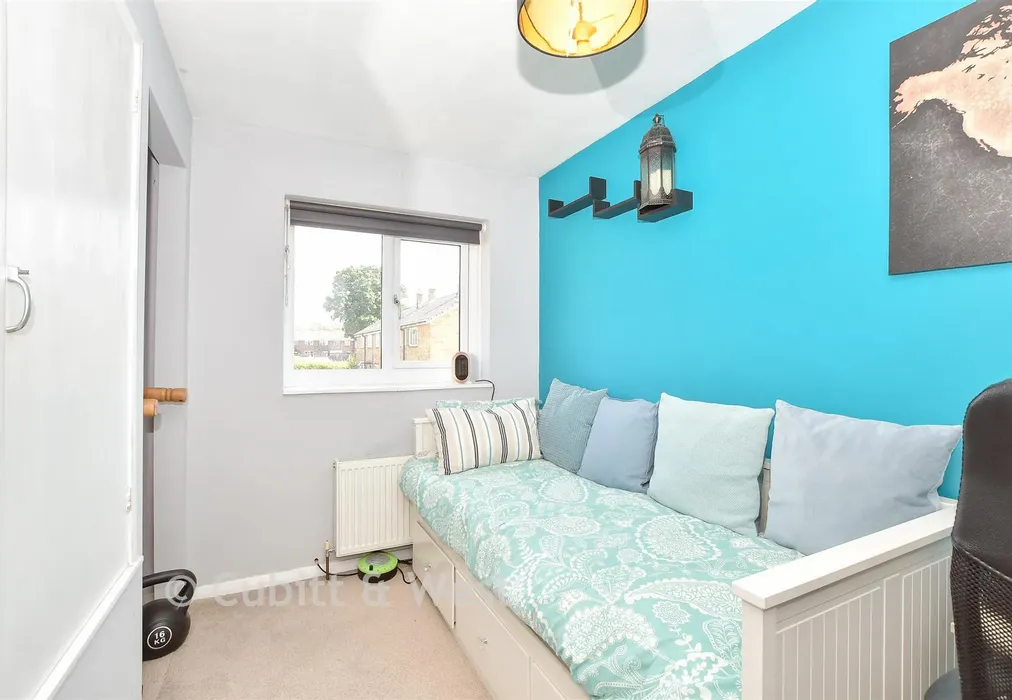 Bedroom 3 - Slinfold Walk, Crawley, West Sussex - Wards of Kent
