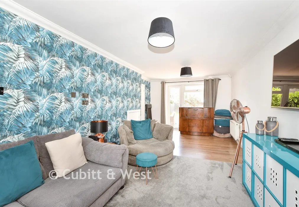 Lounge/Diner - Slinfold Walk, Crawley, West Sussex - Wards of Kent