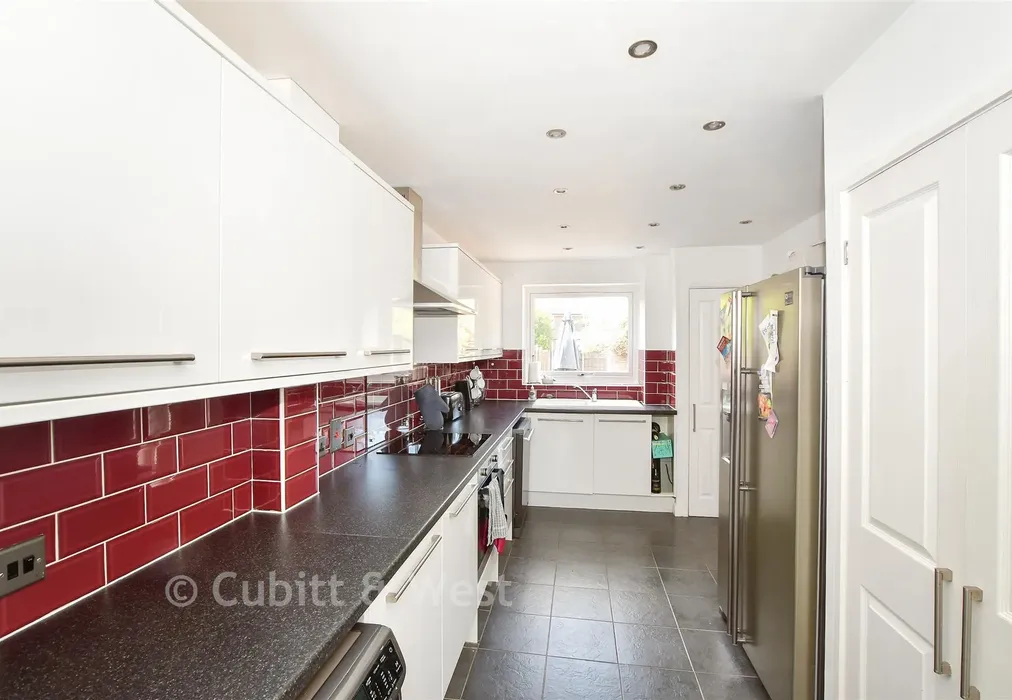 Kitchen - Slinfold Walk, Crawley, West Sussex - Wards of Kent