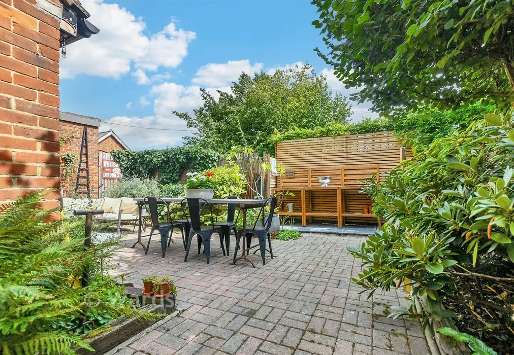 Patio / Decking - Hollington Place, Ashford, Kent - Wards of Kent