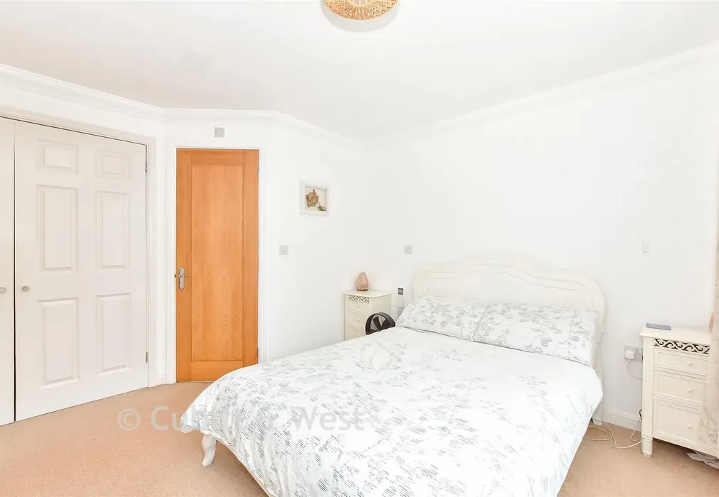Bedroom 1 - Watersmead Drive, Littlehampton, West Sussex - Wards of Kent