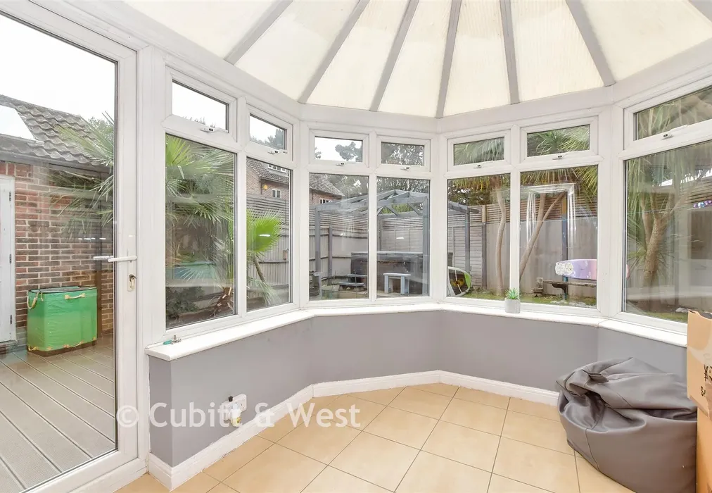 Conservatory - Watersmead Drive, Littlehampton, West Sussex - Wards of Kent