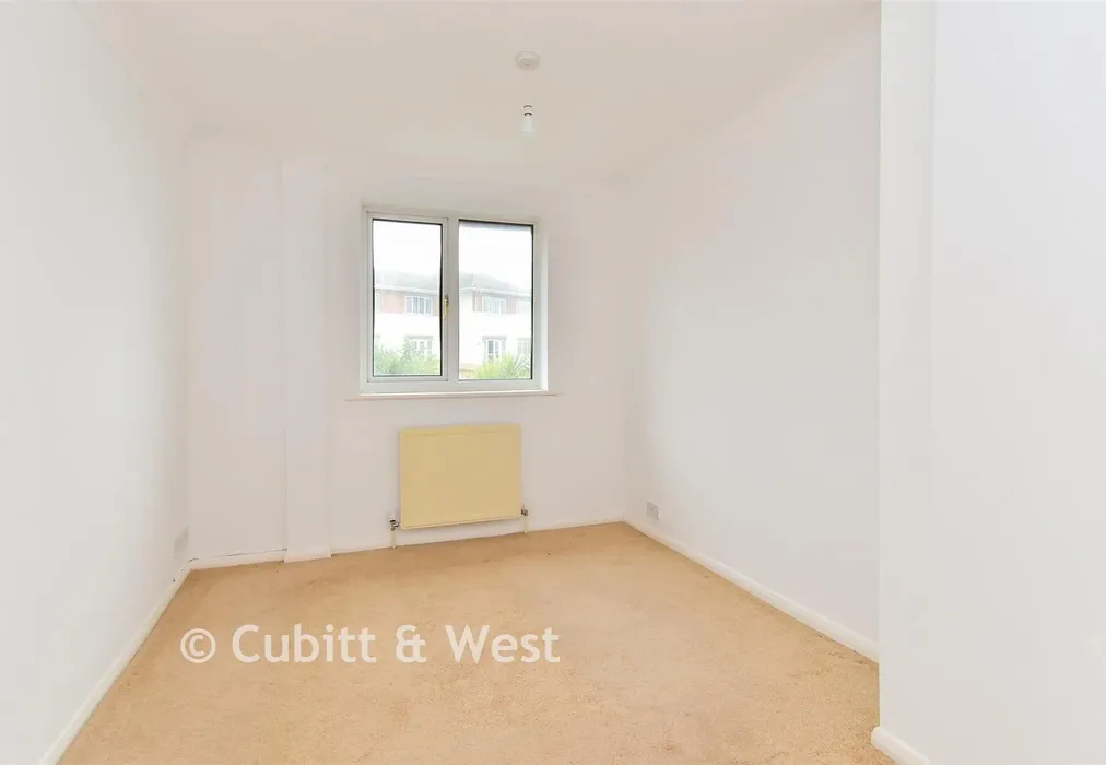 Bedroom 2 - St. Aubyn's Mead, Rottingdean, East Sussex - Wards of Kent