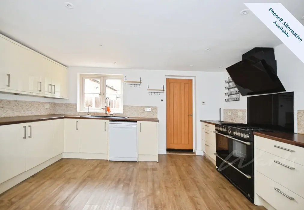 Kitchen - Romney Road Willesborough TN24 - Wards of Kent
