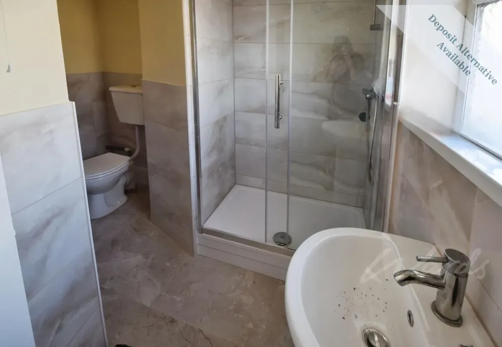 canterbury shower... - Canterbury Street Gillingham ME7 - Wards of Kent