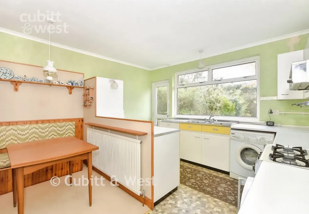 Kitchen/Diner - Eley Crescent, Rottingdean, BN2 - Wards of Kent