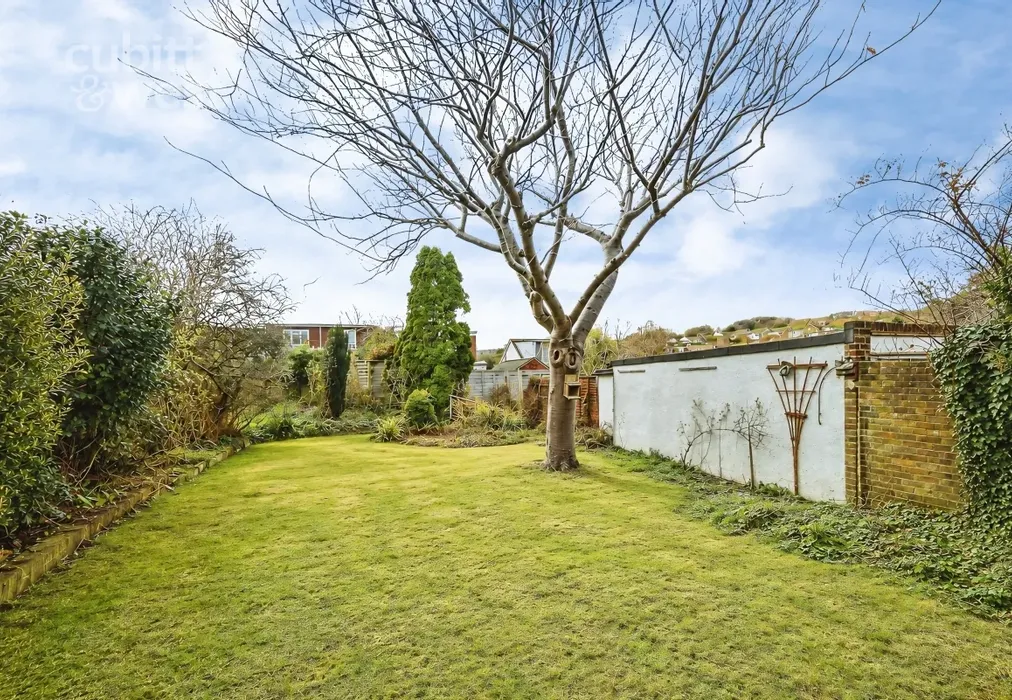 Garden - Eley Crescent, Rottingdean, BN2 - Wards of Kent
