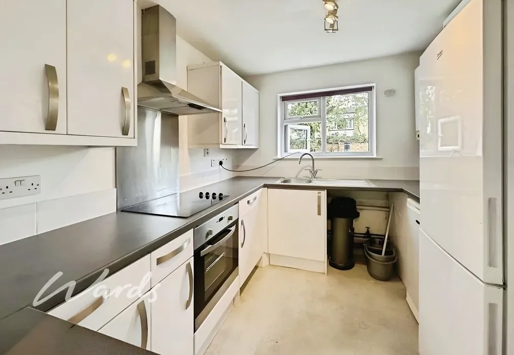 Kitchen - Gillon Mews Canterbury CT1 - Wards of Kent