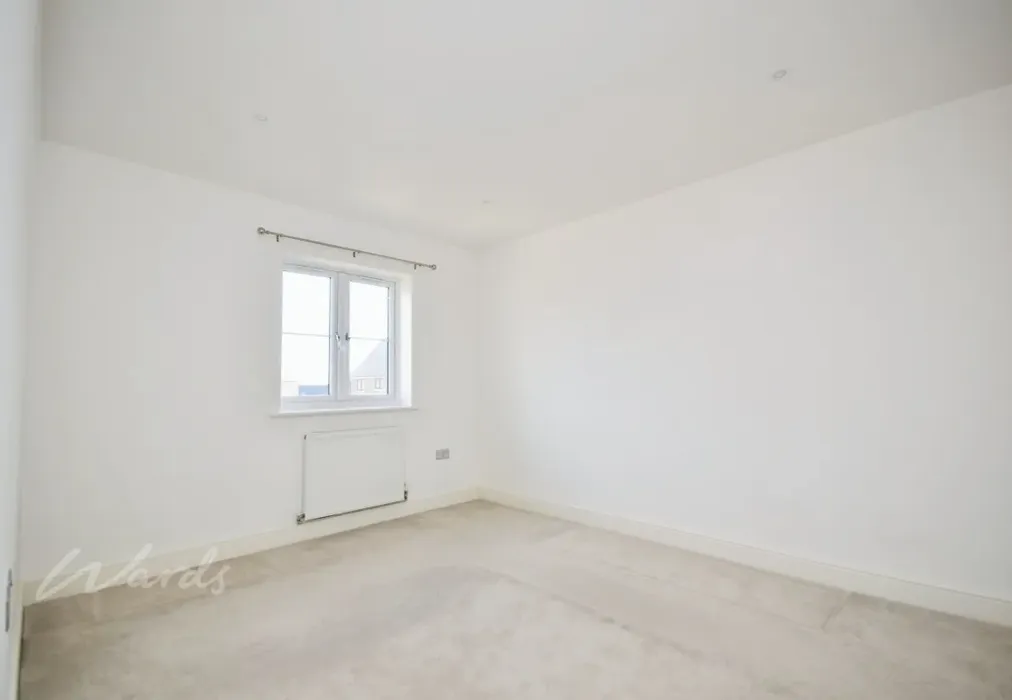Bedroom 1 - The Droveway Deal CT14 - Wards of Kent