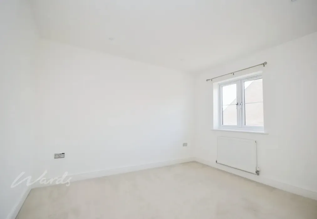 Bedroom 2 - The Droveway Deal CT14 - Wards of Kent