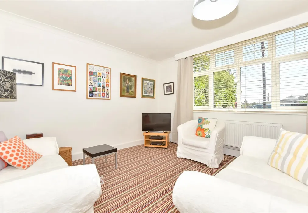 Lounge - Warren Road, Littlestone, Kent - Wards of Kent