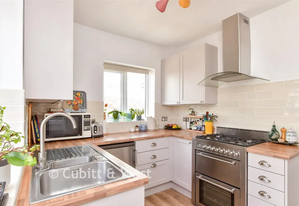 Kitchen - Larkfield Way, Brighton, East Sussex - Wards of Kent