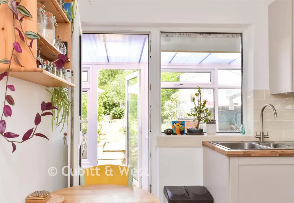 Internal Lifestyle Photograph - Larkfield Way, Brighton, East Sussex - Wards of Kent