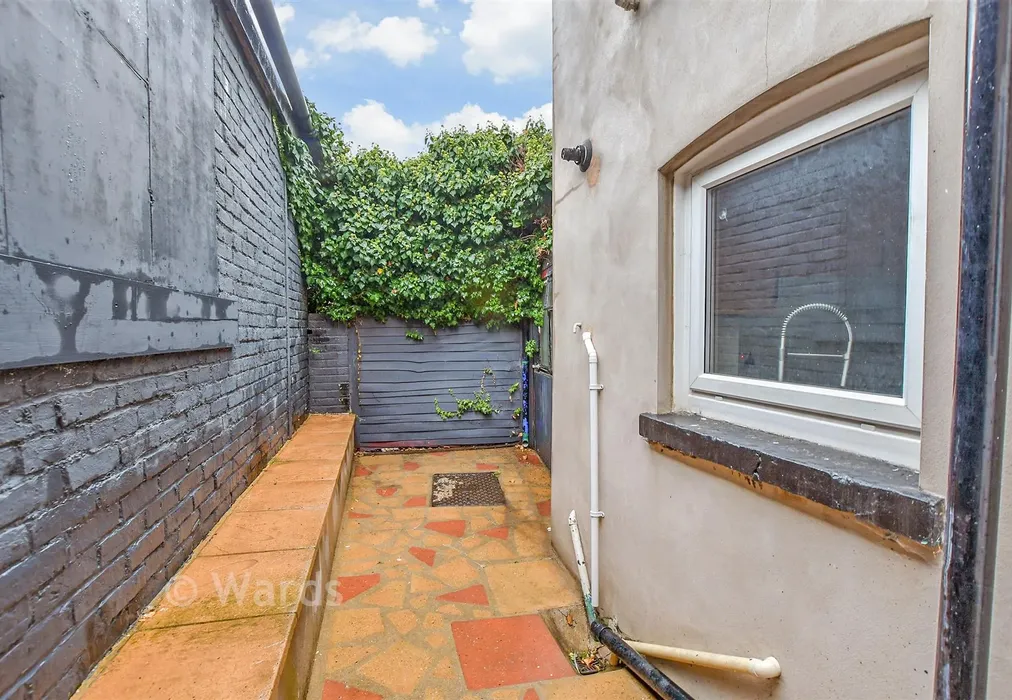 Rear Garden - Elizabeth Road, Ramsgate, Kent - Wards of Kent