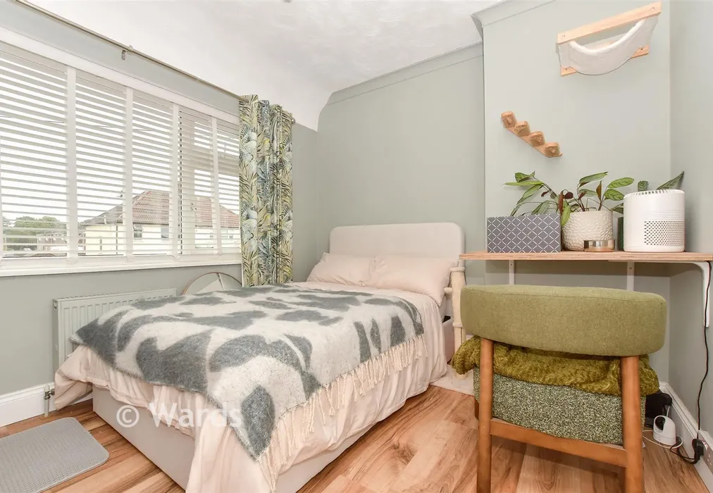 Bedroom 2 - St. Martin's Road, Deal, Kent - Wards of Kent