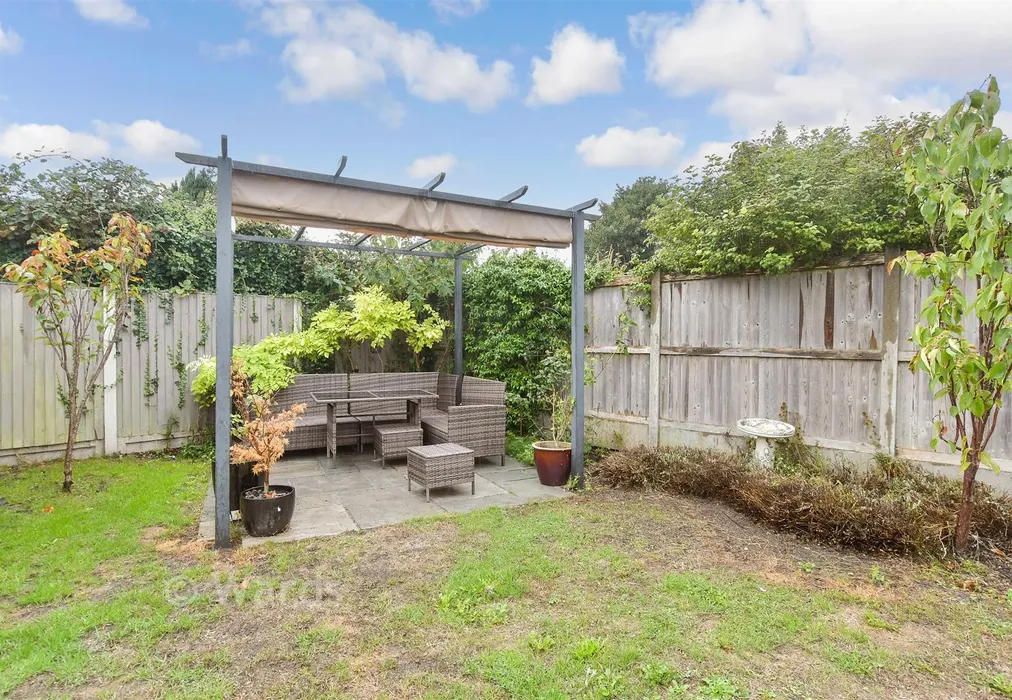 Patio / Decking - St. Martin's Road, Deal, Kent - Wards of Kent