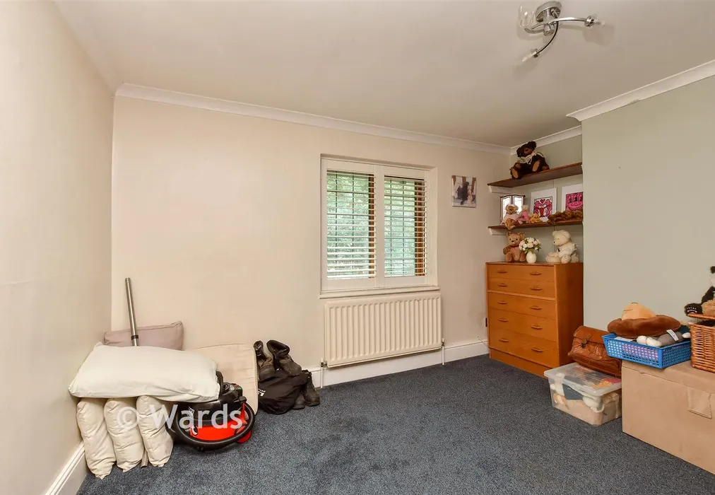 Bedroom 2 - Bysing Wood Road, Faversham, Kent - Wards of Kent