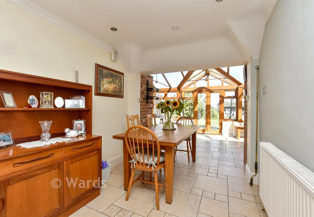 Dining Area - Bysing Wood Road, Faversham, Kent - Wards of Kent
