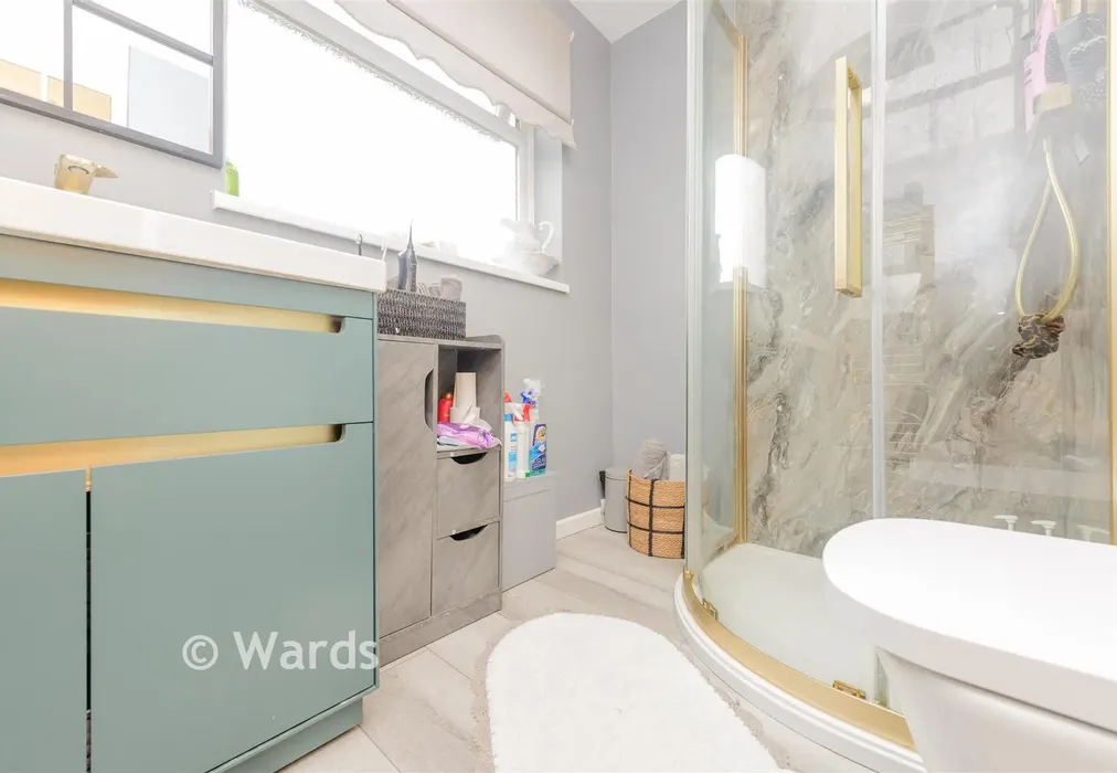 Bathroom - Conifer Drive, Lords Wood, Chatham, Kent - Wards of Kent