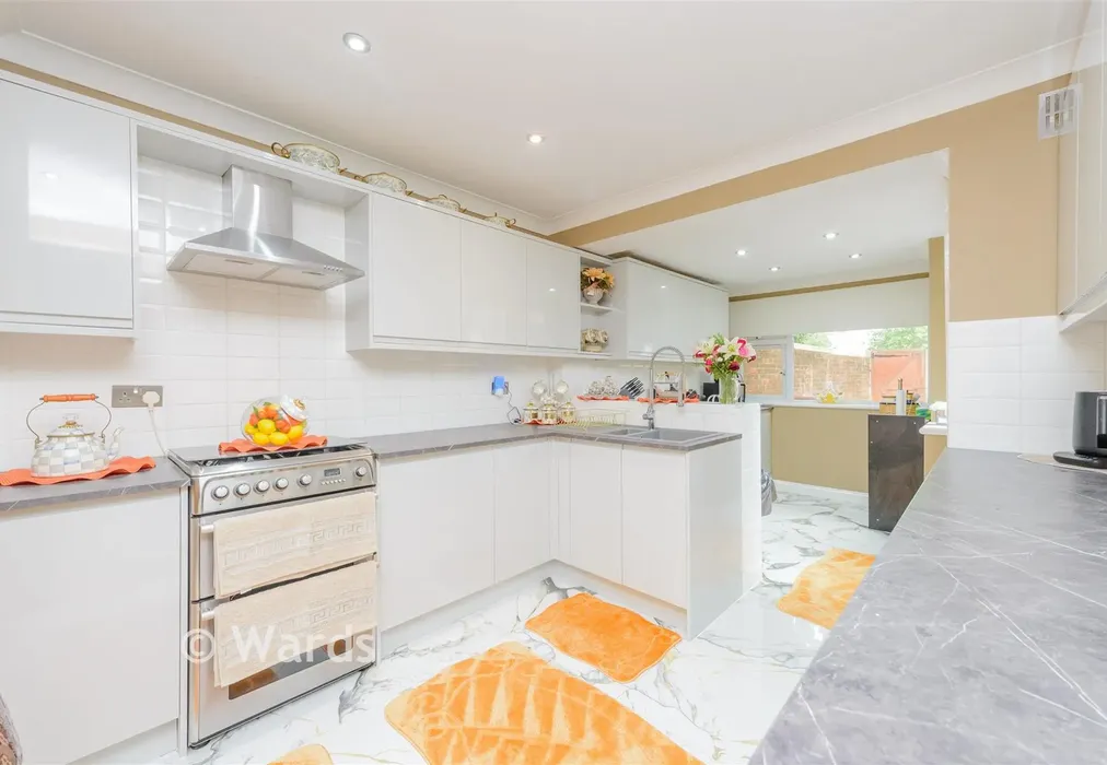 Kitchen - Conifer Drive, Lords Wood, Chatham, Kent - Wards of Kent