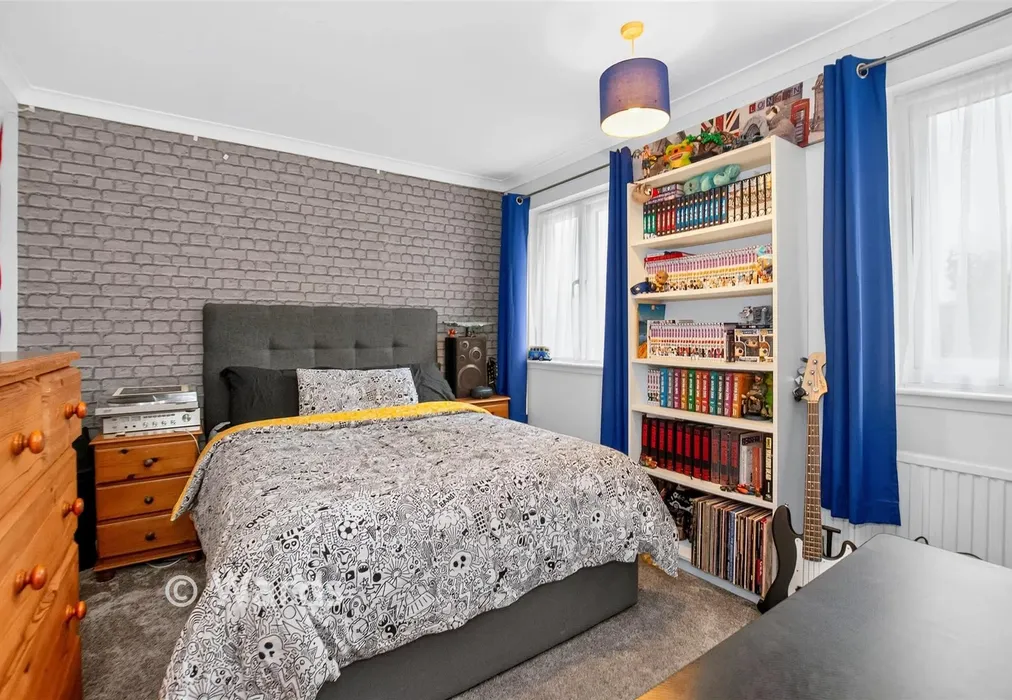 Bedroom 2 - Chaucer Crescent, Dover, Kent - Wards of Kent