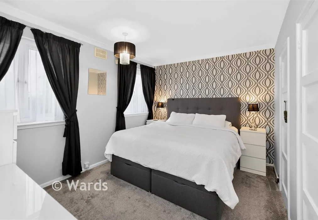 Bedroom 1 - Chaucer Crescent, Dover, Kent - Wards of Kent