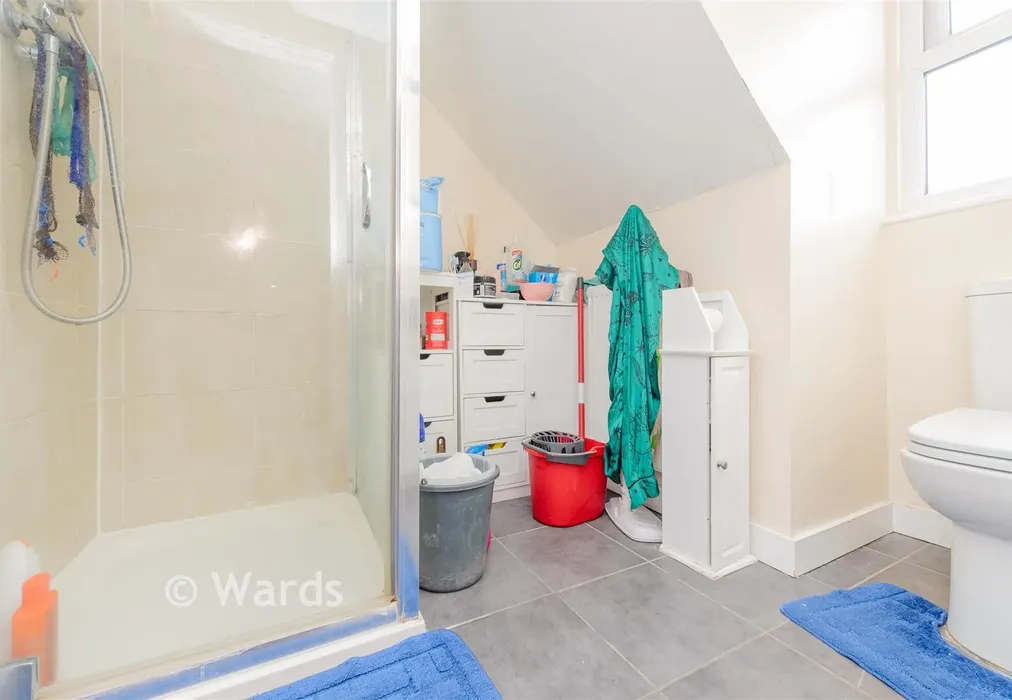 En-Suite Shower Room - Shanklin Close, Walderslade, Chatham, Kent - Wards of Kent