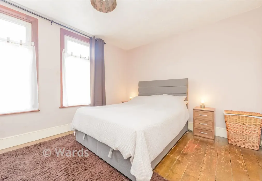 Bedroom 1 - Priestfield Road, Gillingham, Kent - Wards of Kent