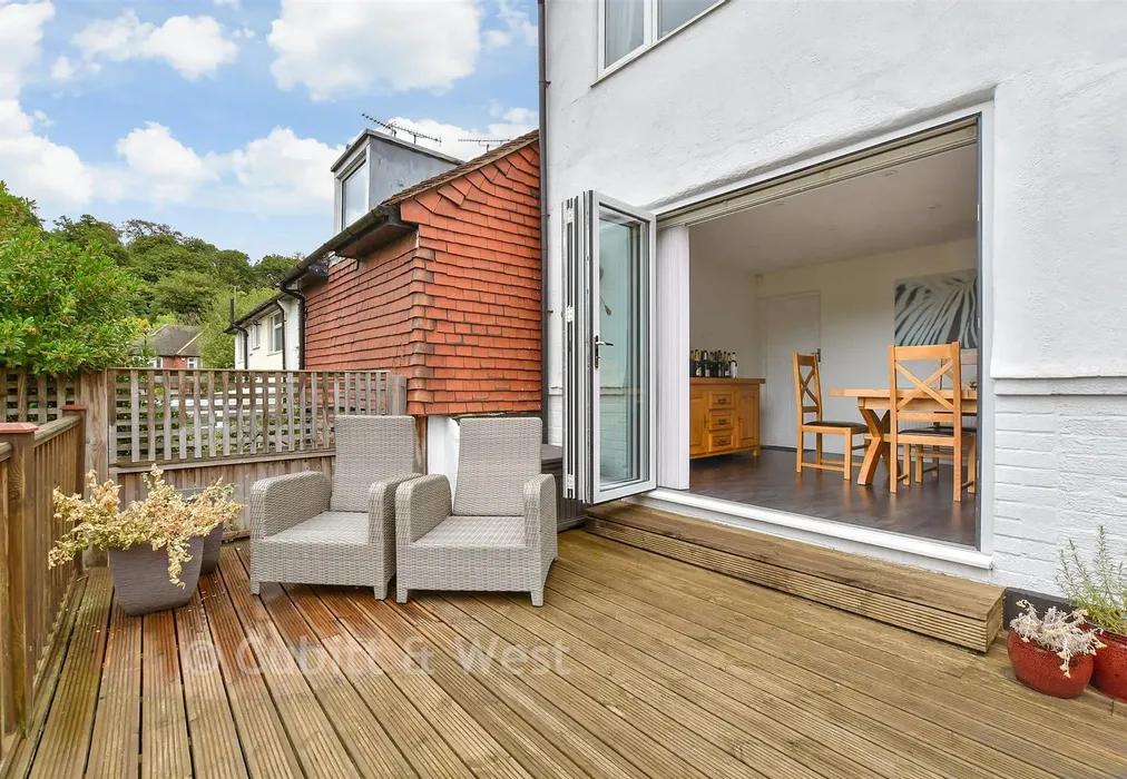 External Lifestyle Photograph - Crest Road, South Croydon, Surrey - Wards of Kent