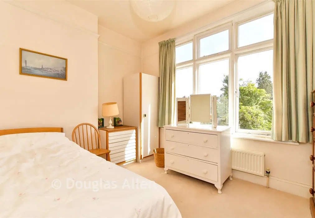 Bedroom 3 - Monkhams Avenue, Woodford Green, Essex - Wards of Kent