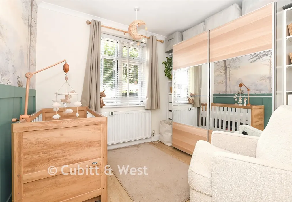 Bedroom 2 - Kingsley Grove, Reigate, Surrey - Wards of Kent
