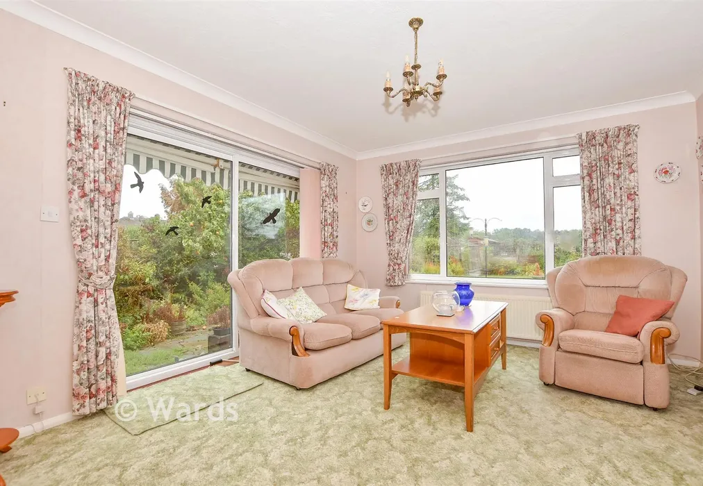 Family Room - Five Oak Green Road, Five Oak Green, Tonbridge, Kent - Wards of Kent