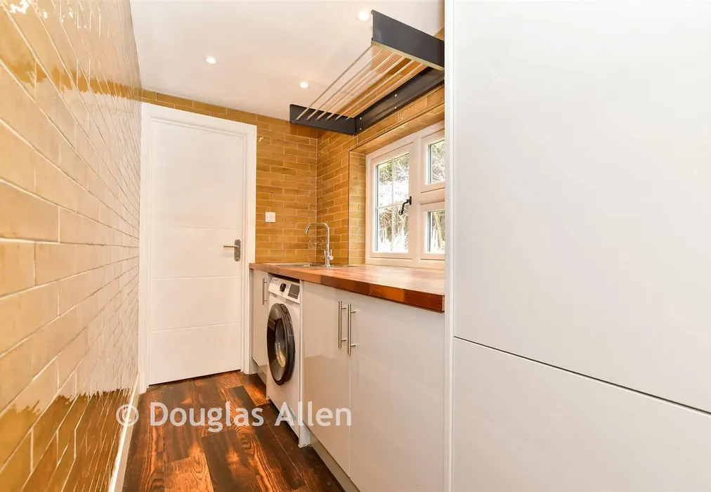 Utility Room - Bumbles Green, Nazeing, Essex - Wards of Kent