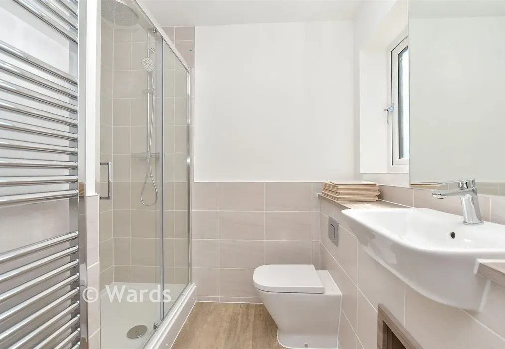 En-Suite Shower Room - Bulldog Close, Faversham Lakes, Faversham, Kent - Wards of Kent