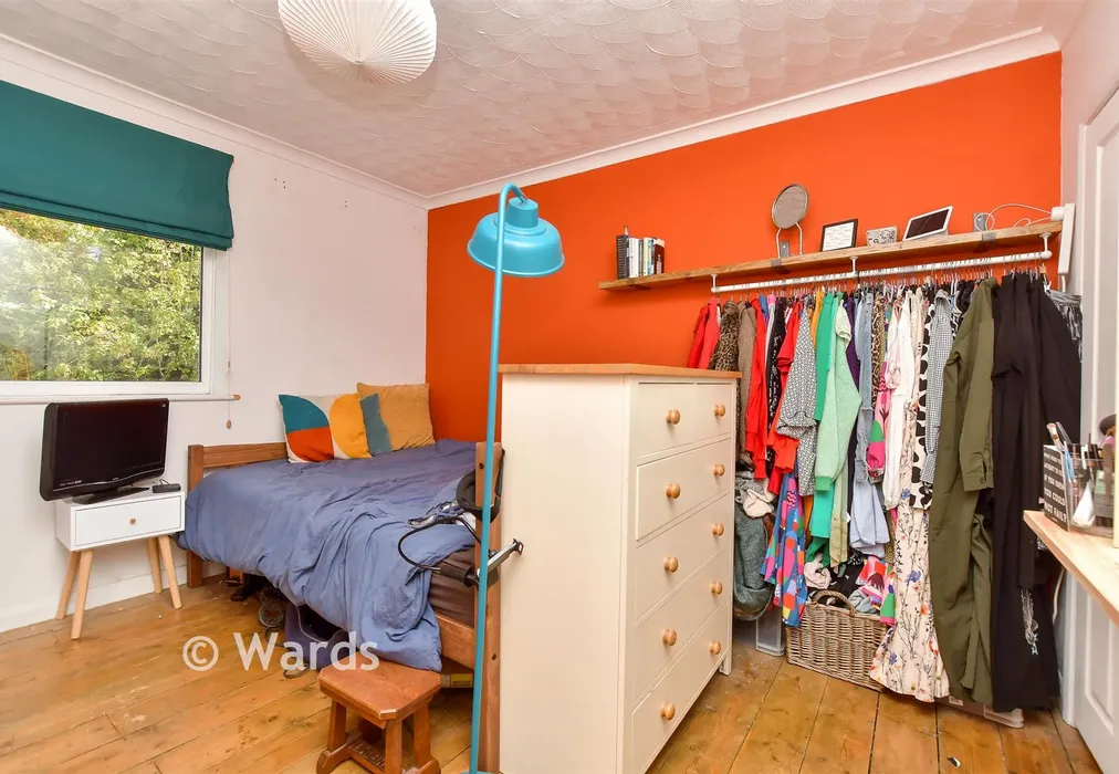 Bedroom 1 - Rochester Road, Burham, Kent - Wards of Kent