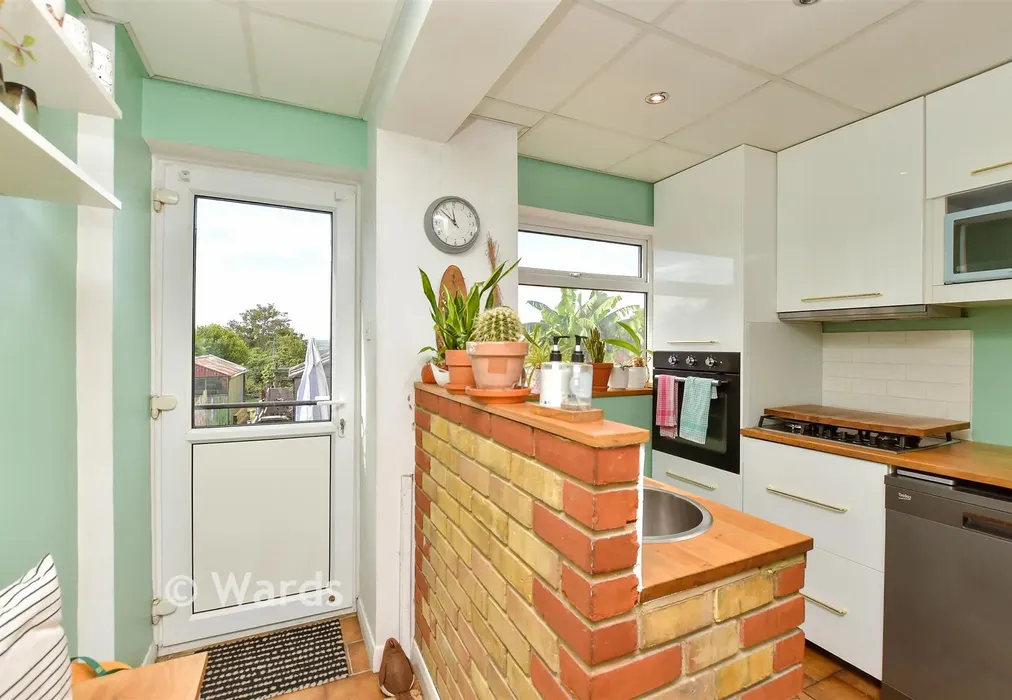 Kitchen - Rochester Road, Burham, Kent - Wards of Kent