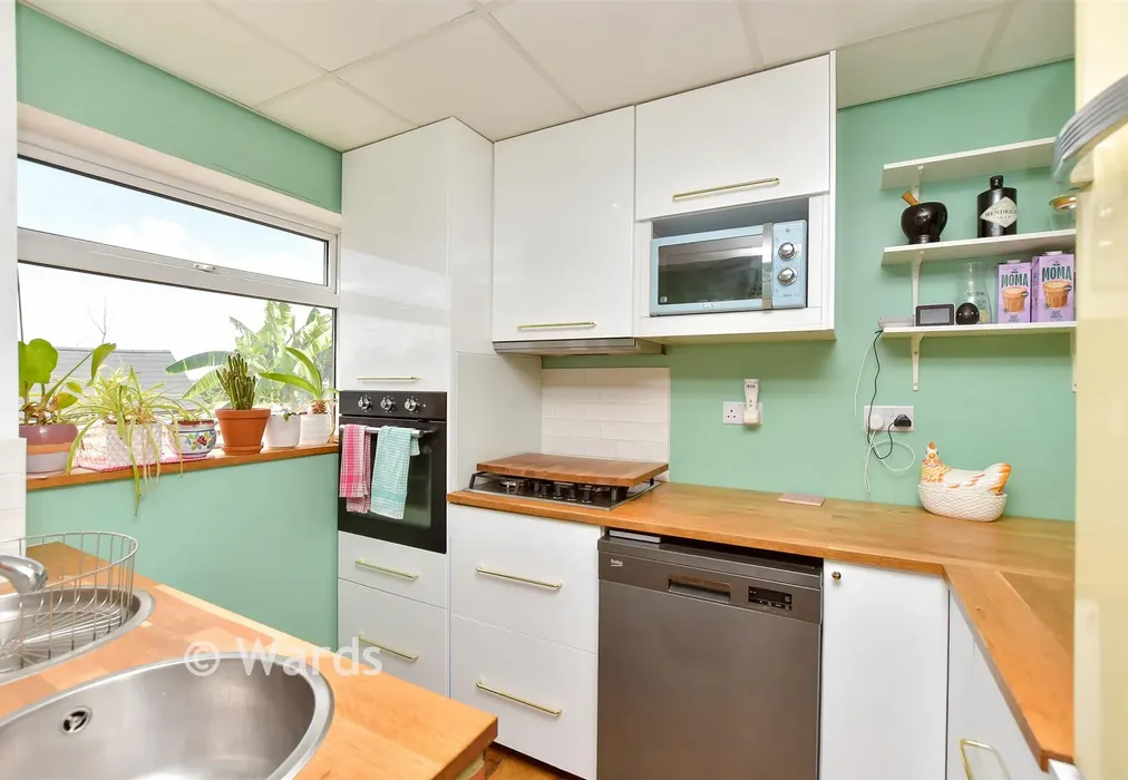Kitchen - Rochester Road, Burham, Kent - Wards of Kent