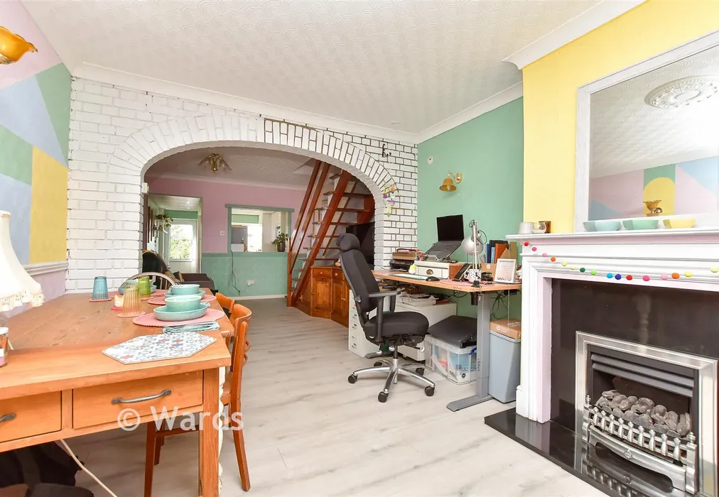 Dining Area - Rochester Road, Burham, Kent - Wards of Kent