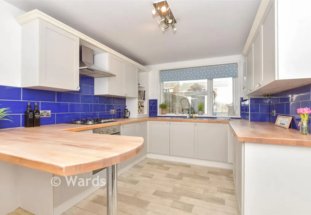 Kitchen - Trinity Place, Deal, Kent - Wards of Kent