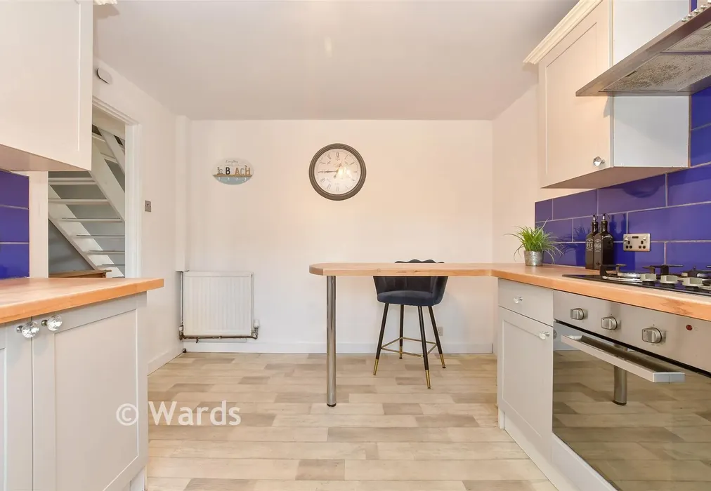 Kitchen - Trinity Place, Deal, Kent - Wards of Kent