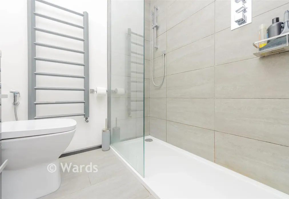 En-Suite Shower Room - Cochrane Drive, Dartford, Kent - Wards of Kent