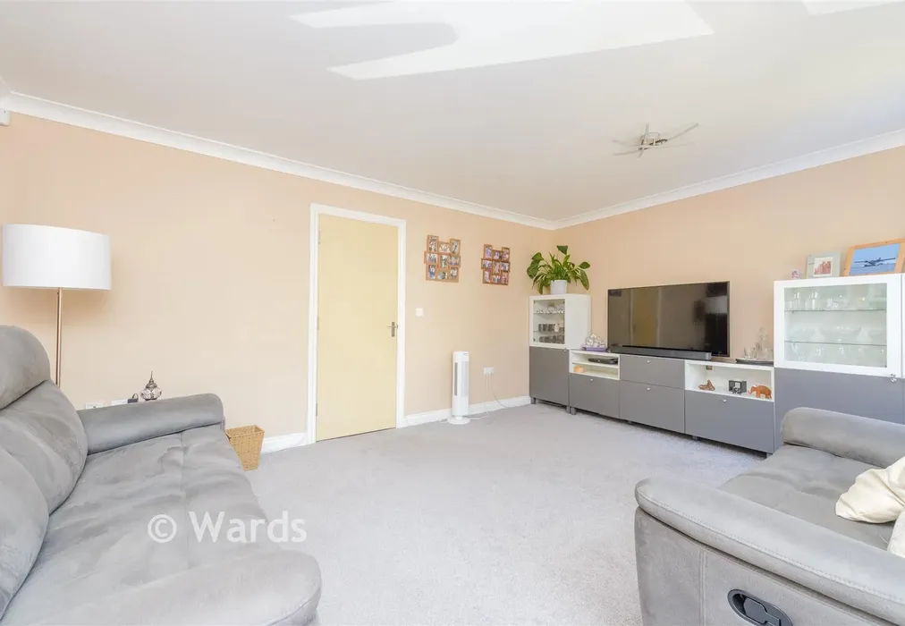 Lounge - Cochrane Drive, Dartford, Kent - Wards of Kent