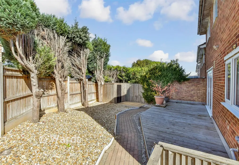 Rear Garden - Moor Park Close, Rainham, Gillingham, Kent - Wards of Kent