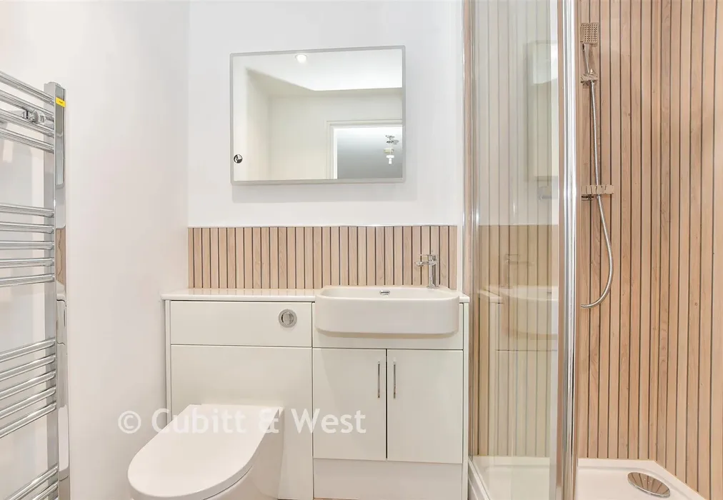 Shower Room - Auckland Road, Southsea, Hampshire - Wards of Kent