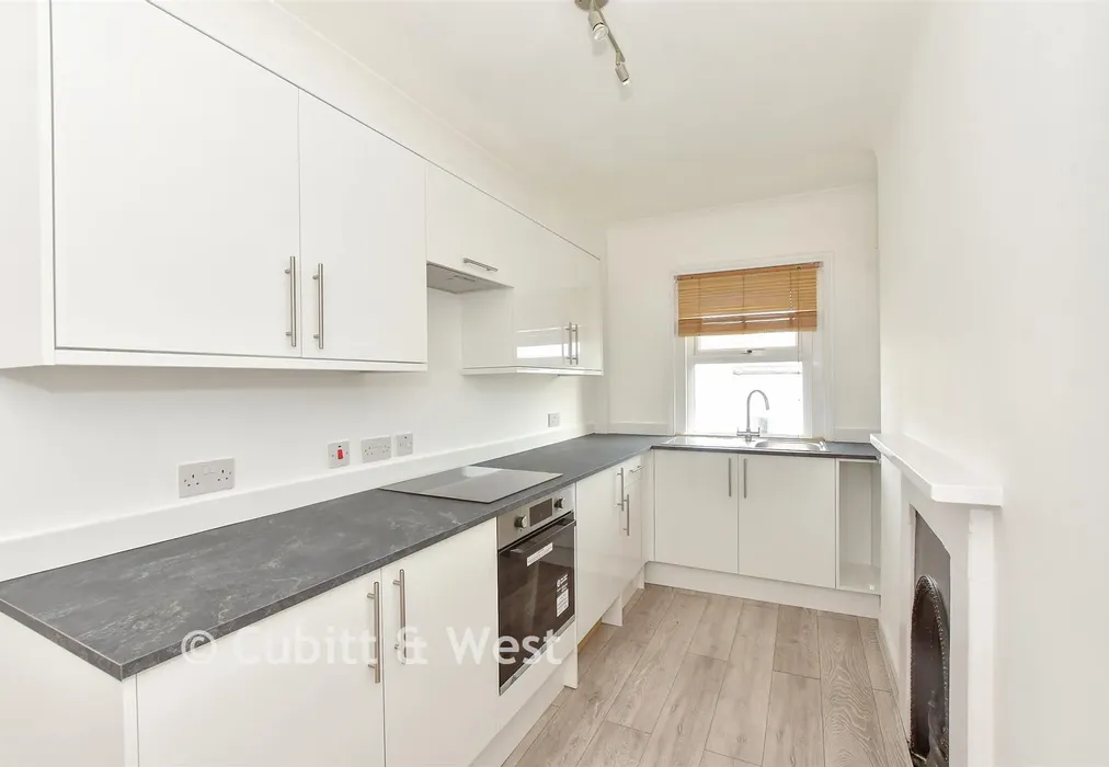 Kitchen - Auckland Road, Southsea, Hampshire - Wards of Kent