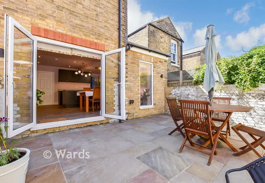 External Lifestyle Photograph - Gilford Road, Deal, Kent - Wards of Kent