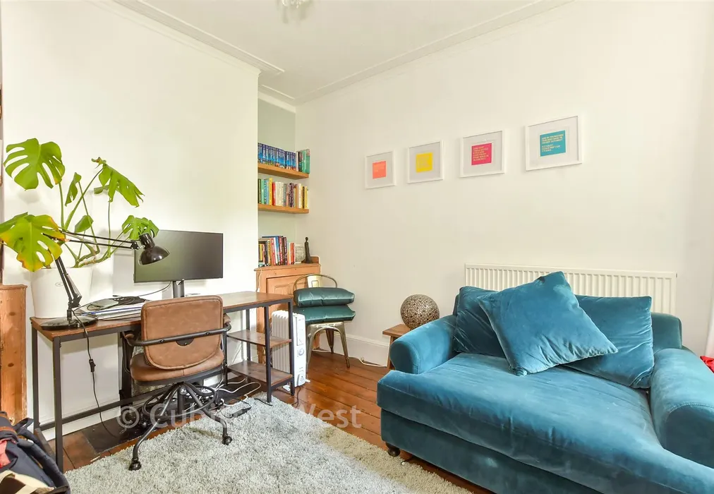 Dining Room - Inglis Road, Southsea, Hampshire - Wards of Kent