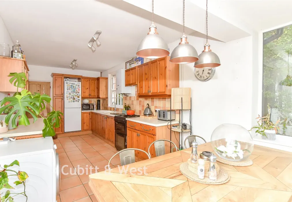 Kitchen/ Breakfast Room - Inglis Road, Southsea, Hampshire - Wards of Kent