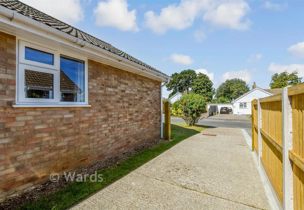 Driveway/Parking - Beauxfield, Whitfield, Dover, Kent - Wards of Kent